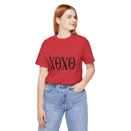 XOXO Heart Tee — Romantic Valentine's Day Graphic T-Shirt